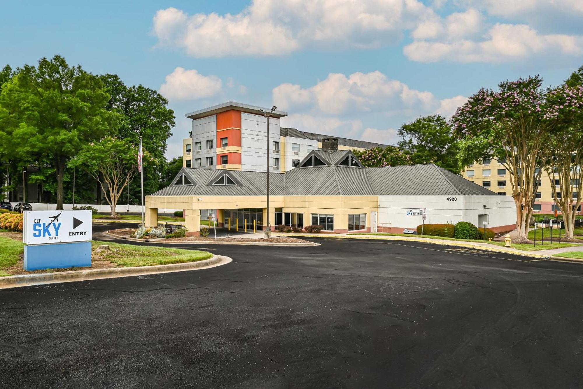 Clt Sky Suites Charlotte Exterior foto